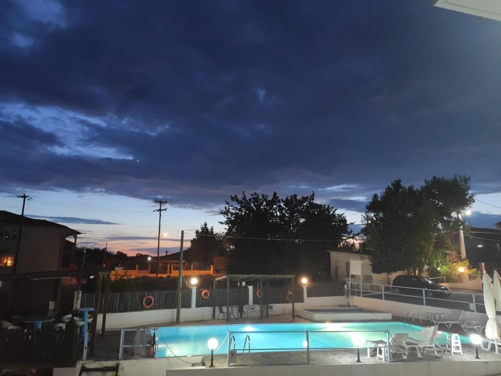 Estia Aparthotel Orestiada Exterior foto